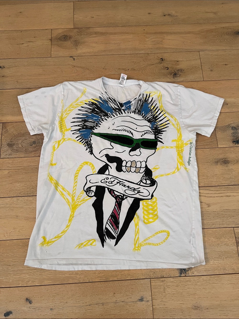 Vintage Y2K Ed Hardy Men’s White Bedazzled Graphic Skull Tee